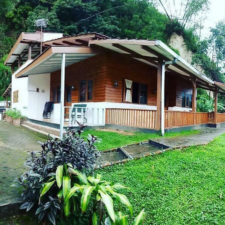 Villa Bayu Lembang Bandung Exterior photo